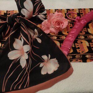 RETRO VINTAGE FLORALS SCARF SATIN POOF HANGER ELEPANT FABRIC LOT